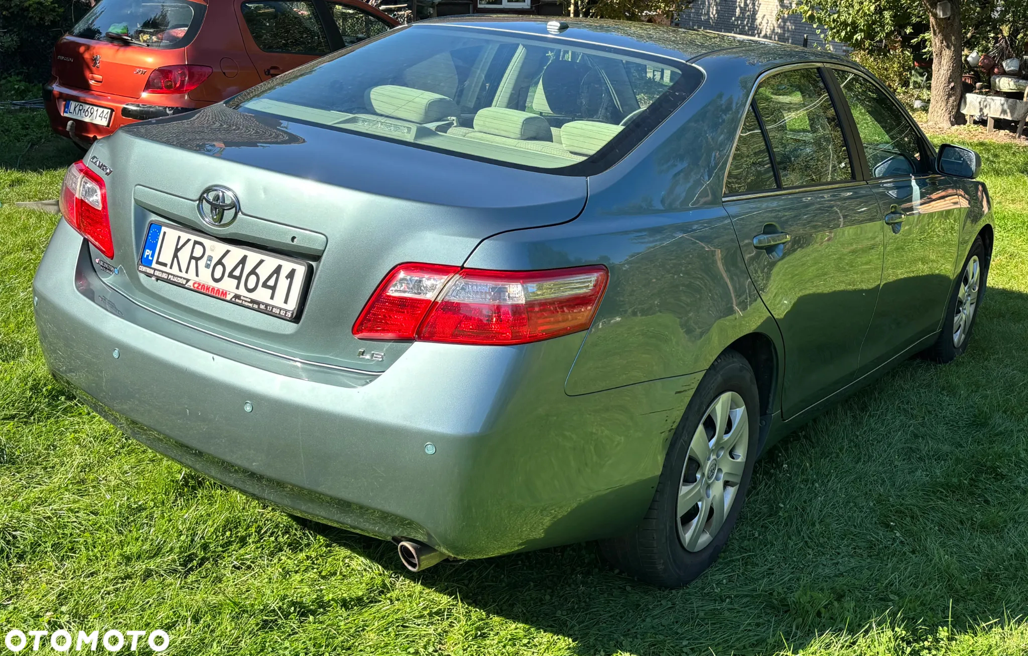Toyota Camry 2.5 LE - 9