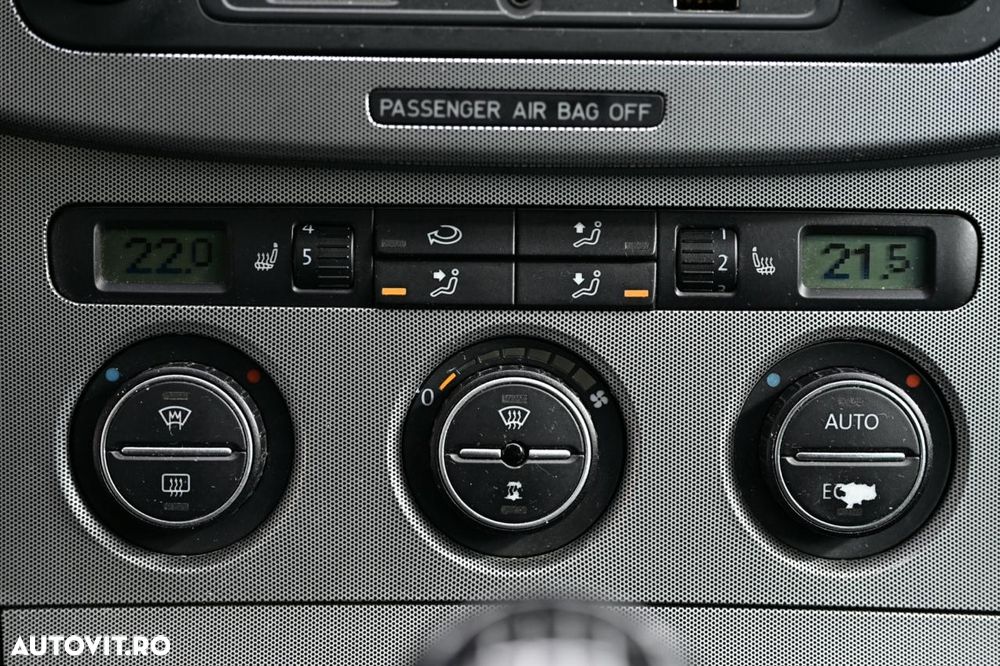 Volkswagen Passat - 16