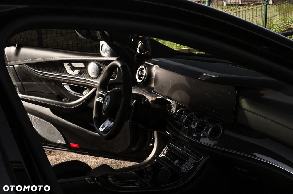 Mercedes-Benz Klasa E - 14