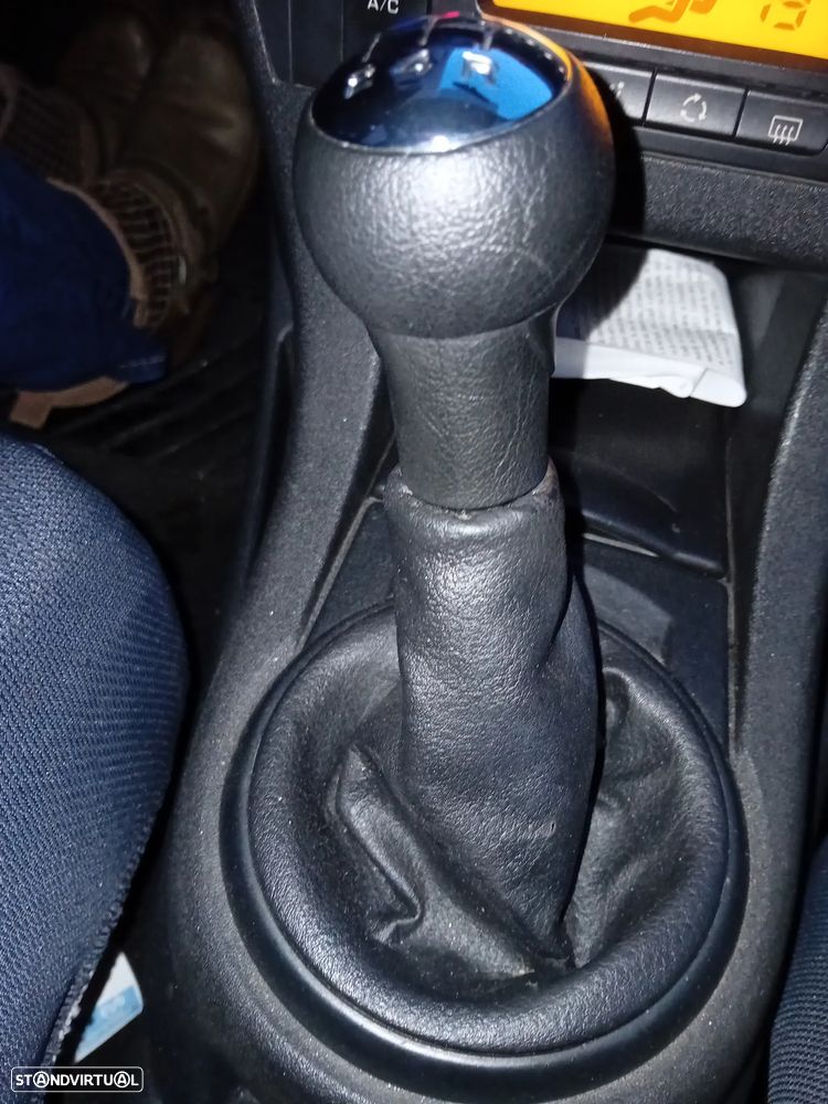 Citroën C4 1.6 HDi Business - 19