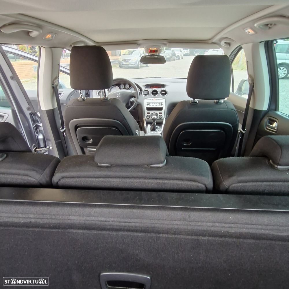 Peugeot 308 SW HDi FAP 110 Platinum - 15