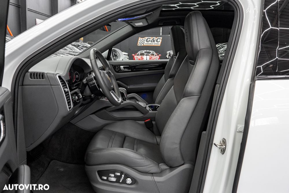 Porsche Cayenne Coupe Tiptronic S - 16