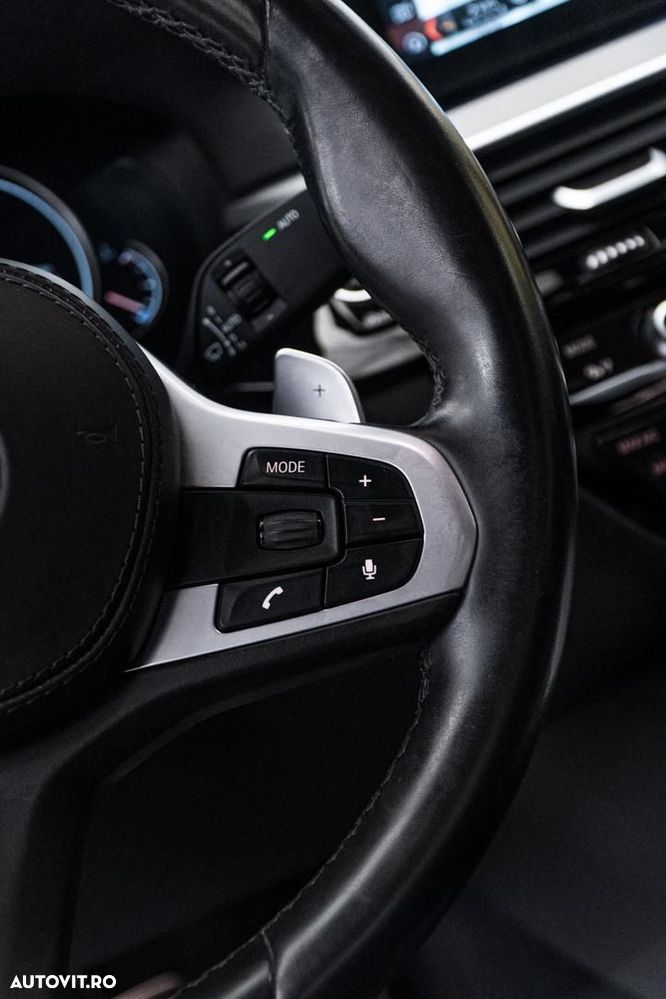 BMW Seria 5 530i xDrive Aut. M Sport Edition - 30