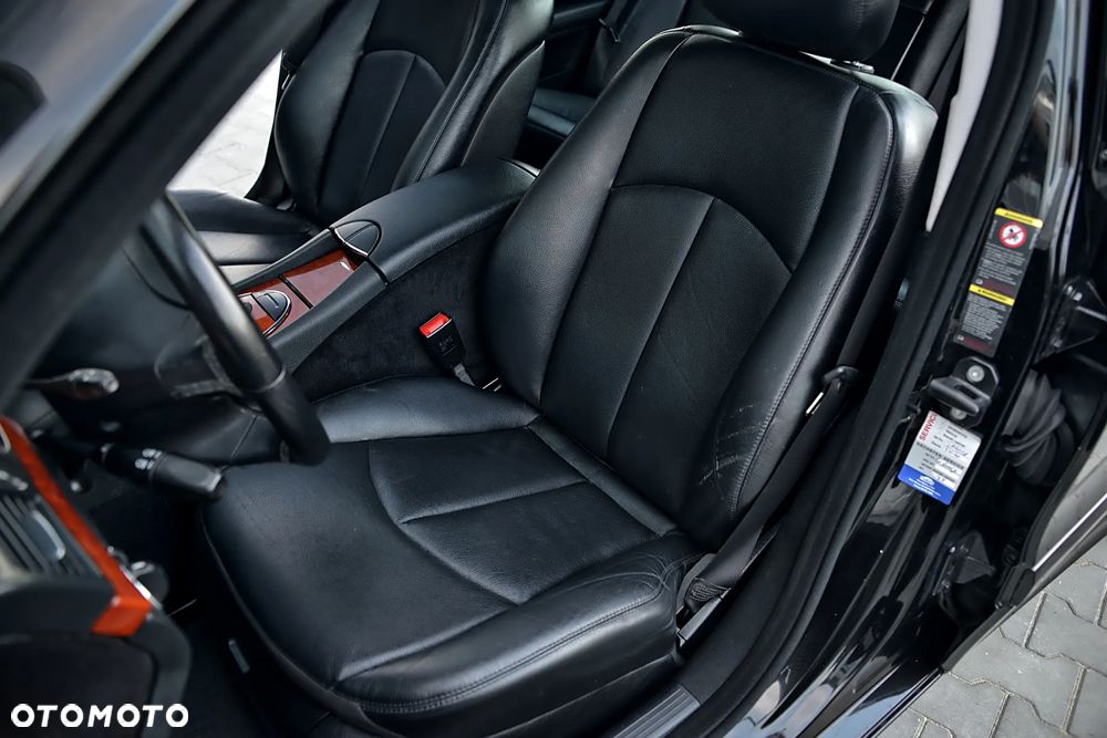 Mercedes-Benz Klasa E - 28