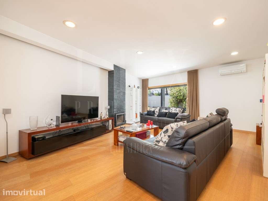 Moradia T4 | Bairro da Liberdade, Coimbra - Grande imagem: 4/48