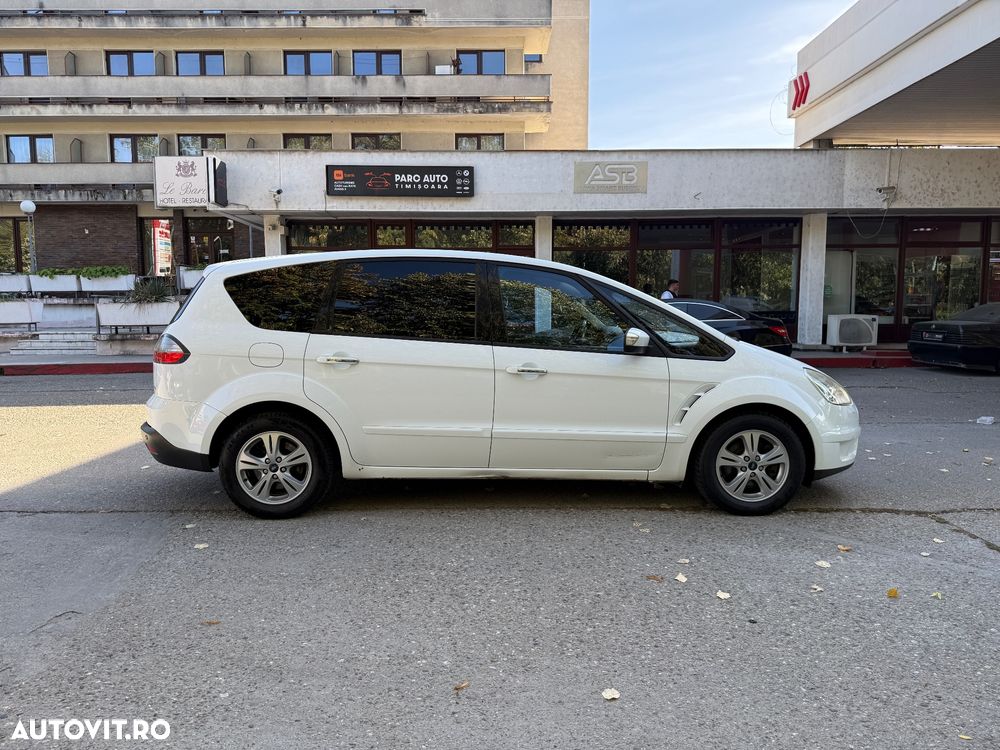 Ford S-Max 2.0 TDCi DPF Titanium - 10