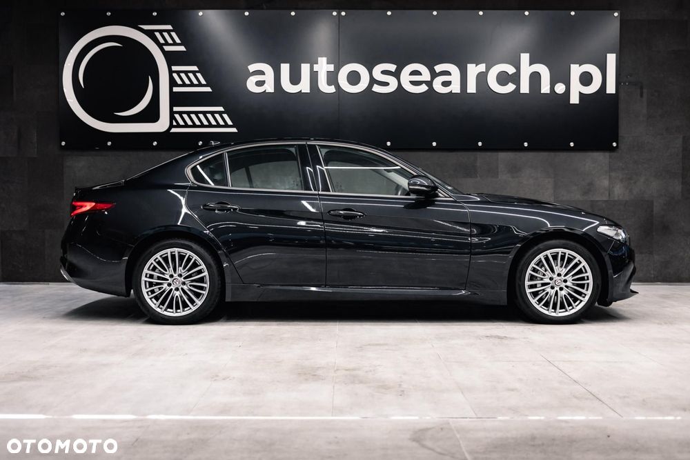 Alfa Romeo Giulia 2.0 Turbo Business - 9