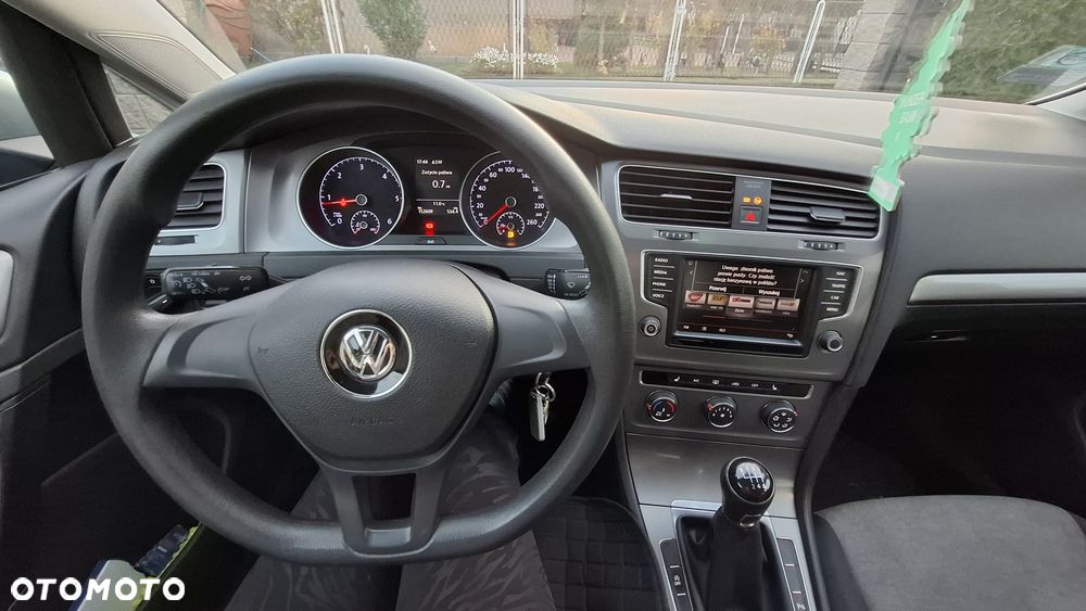 Volkswagen Golf - 13