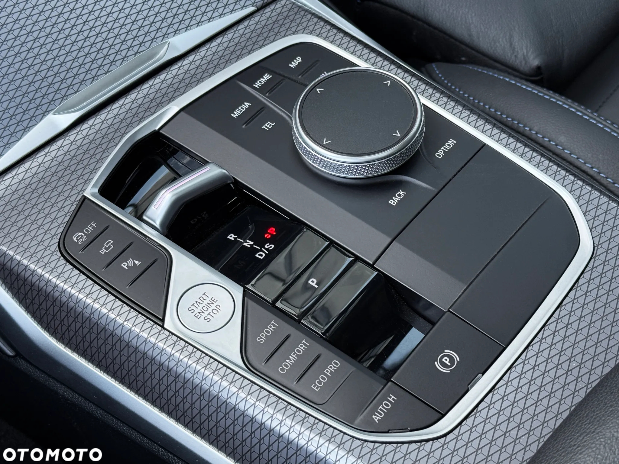 BMW Seria 3 320d Touring xDrive M Sport - 24