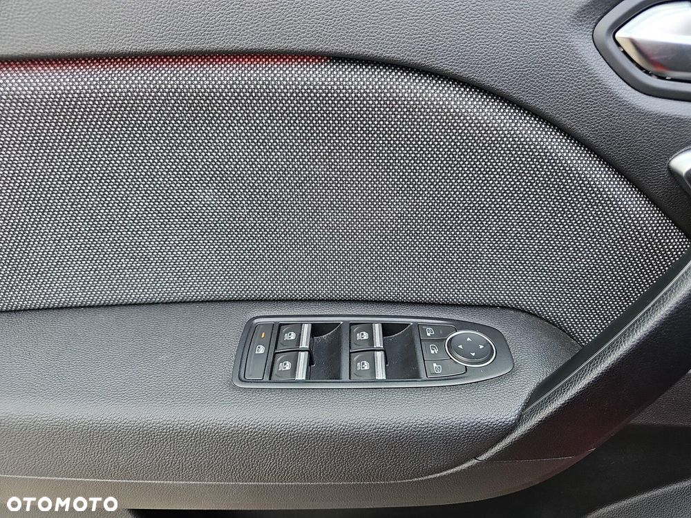 Renault Captur - 17