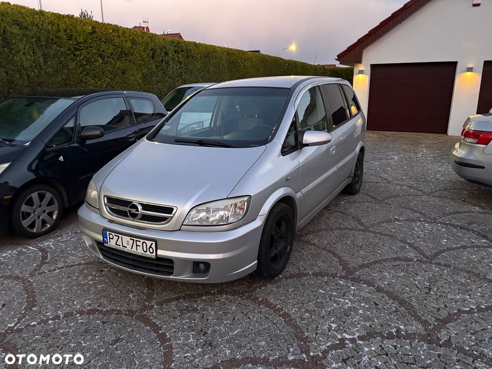 Opel Zafira 2.2 DTI Edition - 1