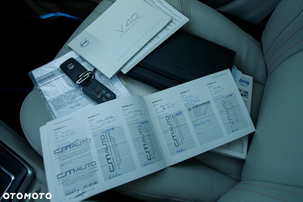 Volvo V40 Cross Country D3 Geartronic Ocean Race - 3