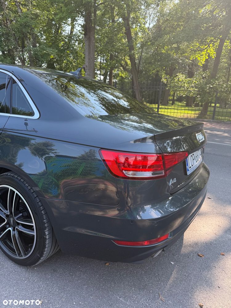 Audi A4 Limousine 2.0 TDI Sport S tronic - 16