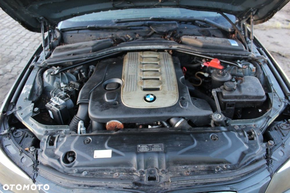 BMW 5 525d E61 2005 2.5D M57D25 Kombi (MASKA, ZDERZAK, LAMPA, BŁOTNIK, DRZWI, SZYBA, FOTEL) - 9