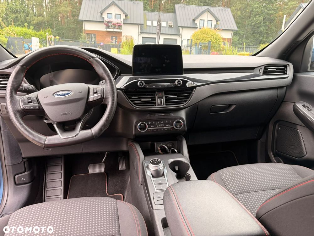 Ford Kuga - 4