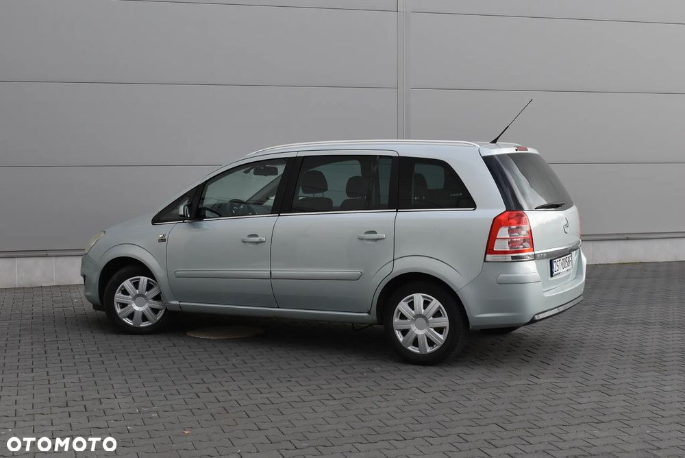 Opel Zafira 2009 photo 3