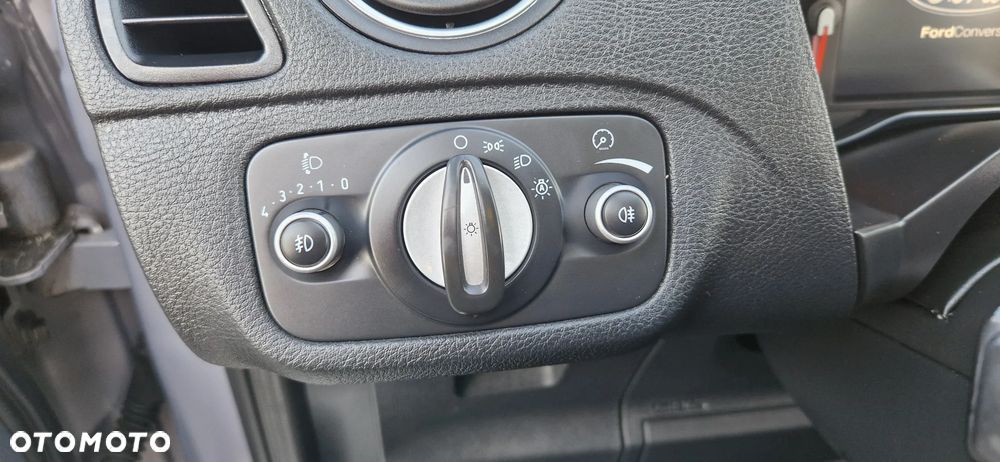 Ford S-Max - 13
