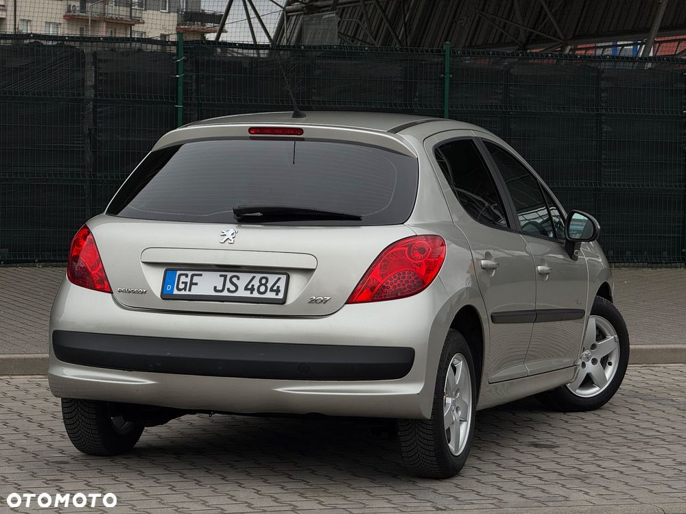 Peugeot 207 95 VTi Filou - 21