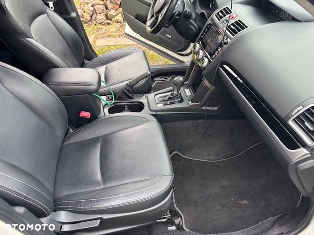 Subaru Forester 2.0 XT Sport Lineartronic - 6