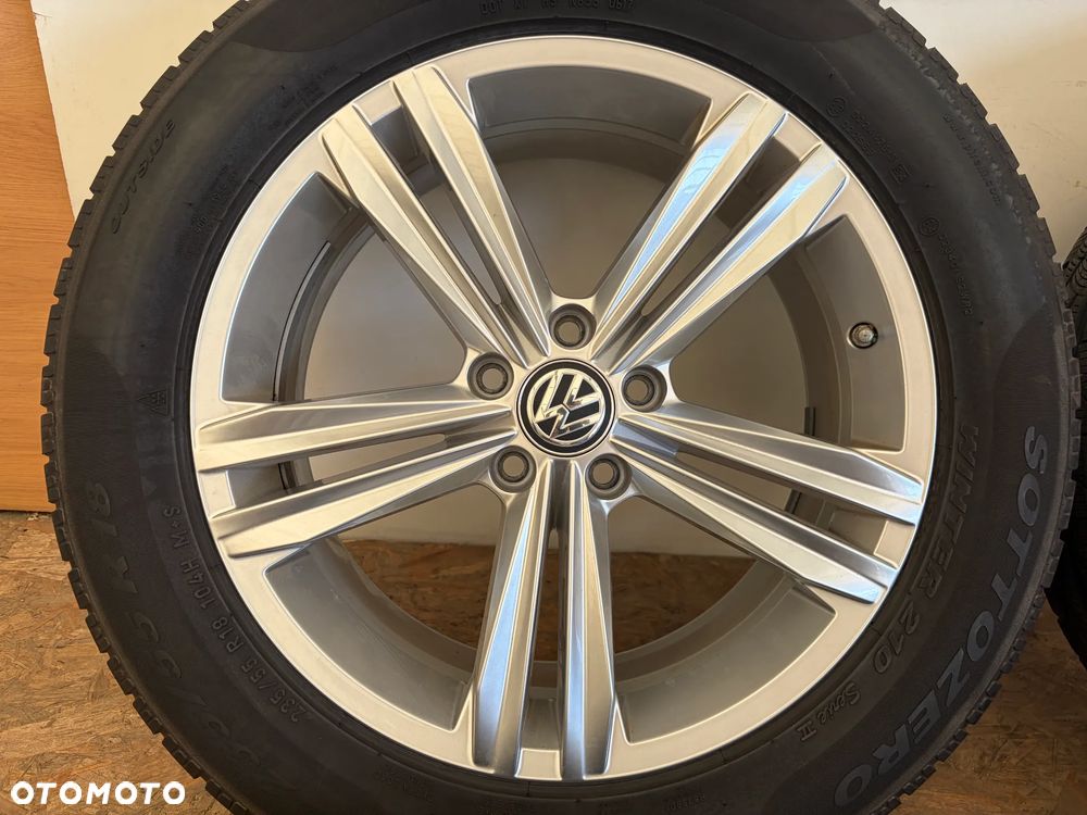 Felgi aluminiowe opony zimowe VW TIGUAN II 15- 235/55R18 5x112 7Jx18 ET43 - 6