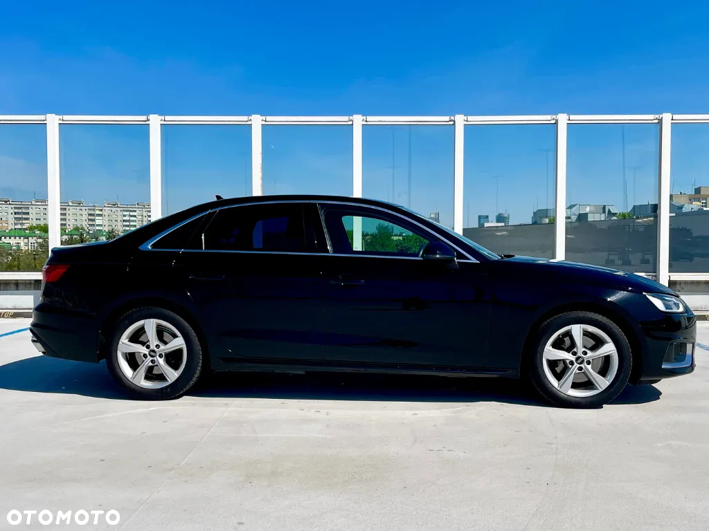 Audi A4 - 4