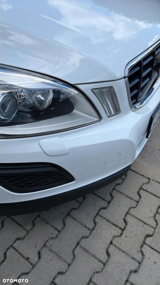 Volvo XC 60 D4 Momentum - 4