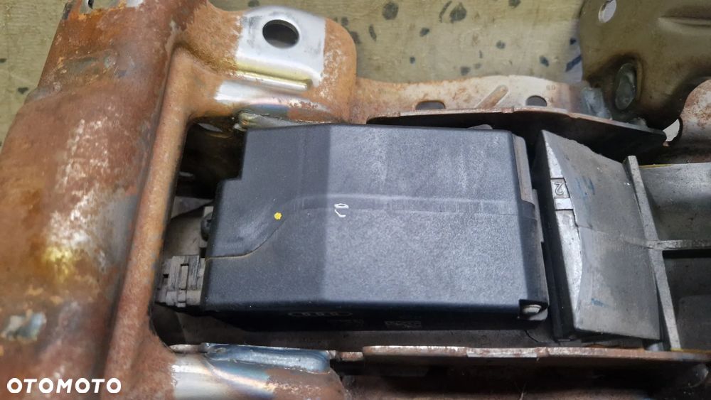 AUDI A4 B8 BLOKADA KIEROWNICY 8K0905852D - 1