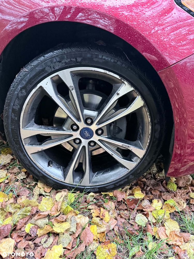 Ford Fusion 2.0 EcoBoost Titanium - 36