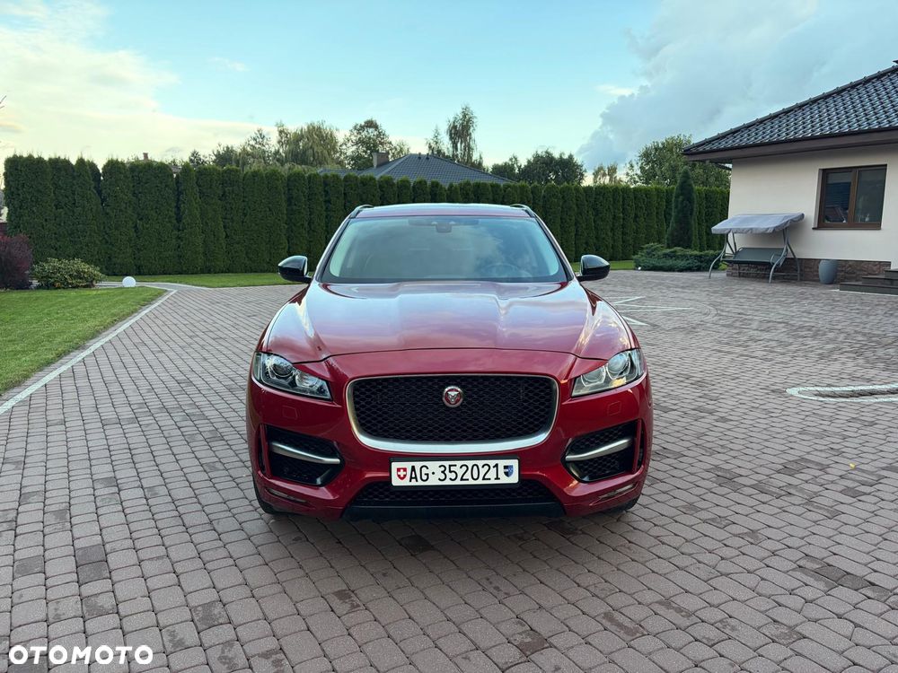 Jaguar F-Pace 20d AWD R-Sport - 6