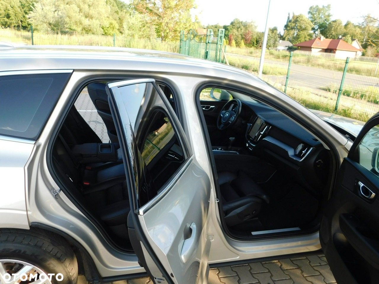 Volvo XC 60 D4 AWD Momentum Pro - 14