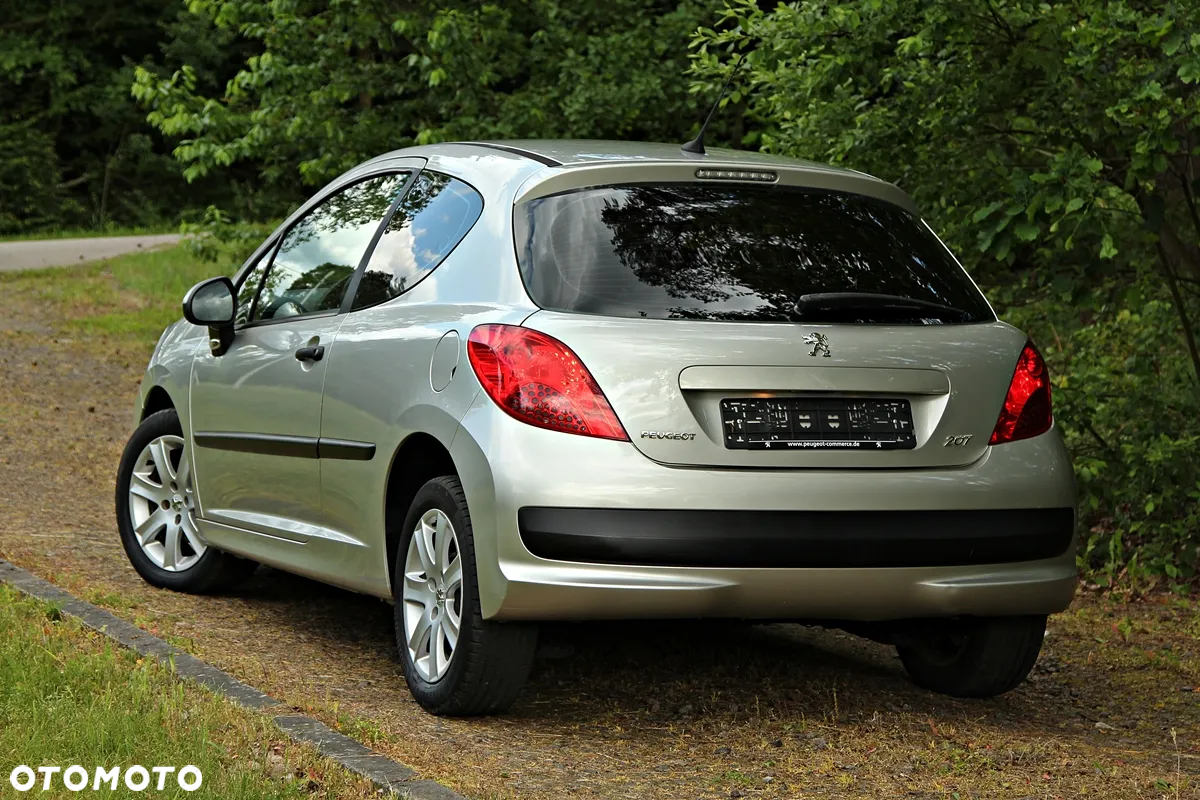 Peugeot 207 1.4 Trendy - 11