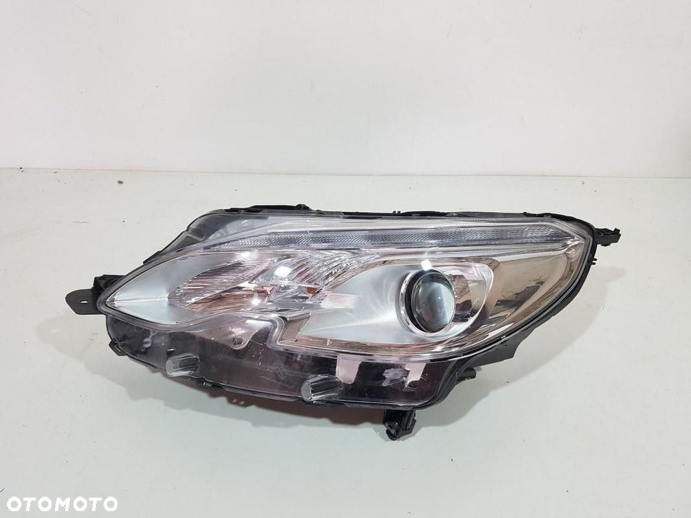 PEUGEOT 2008 I 1 LIFT LAMPA PRZÓD PRZEDNIA LEWA 9815405780 EUROPA ORYGINAŁ