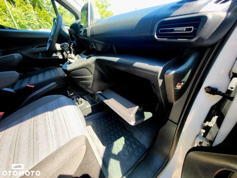 Opel Combo - 25