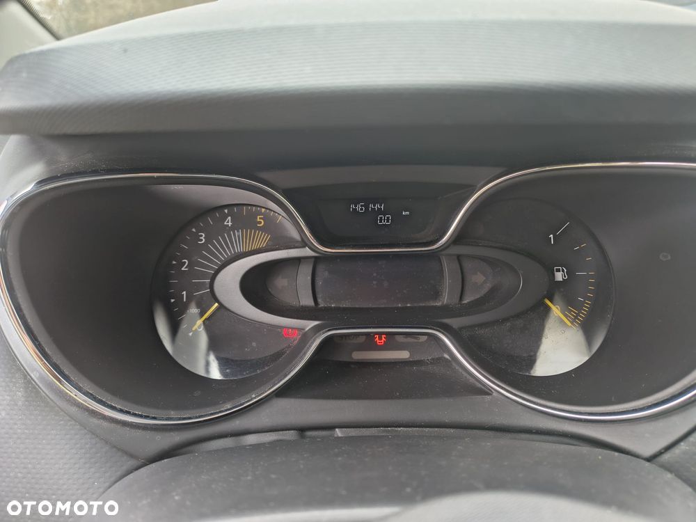 Renault Captur 1.5 dCi Energy Intens - 4