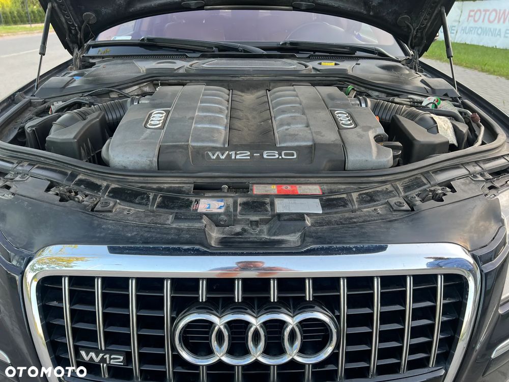 Audi A8 6.0 W12 Quattro - 29