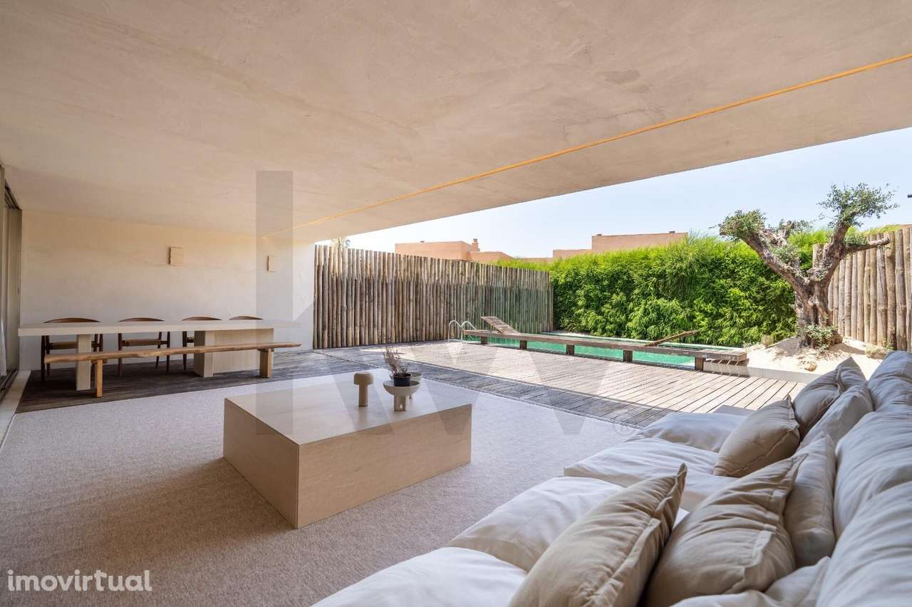 Moradia V4 exclusiva a estrear, com Jardim e Piscina privativos na Her - Grande imagem: 3/54