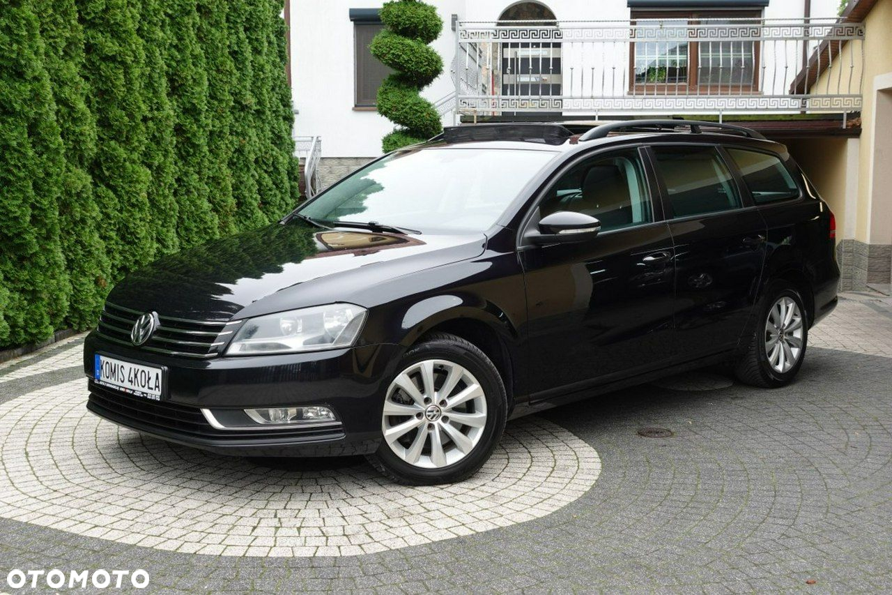 Volkswagen Passat - 2