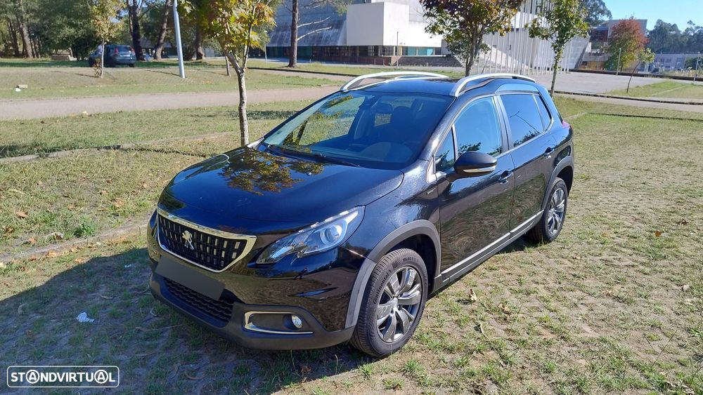 Peugeot 2008 1.5 BlueHDi Signature - 2