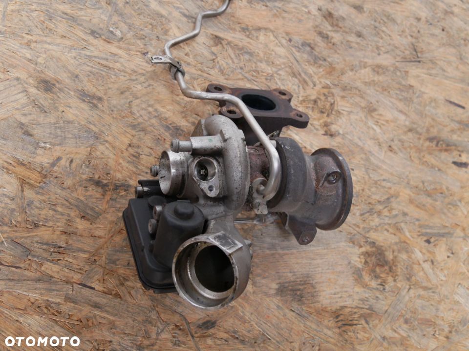 TURBOSPRĘŻARKA AUDI A3 1.4 TSI 16' CZE 04E145715F - 2