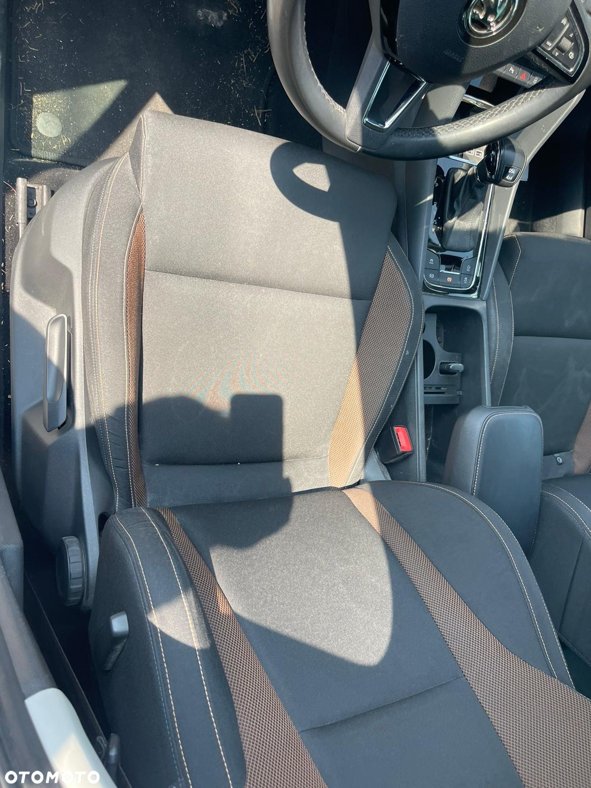 Skoda Karoq 2.0 TDI SCR 4x4 Scout DSG - 10