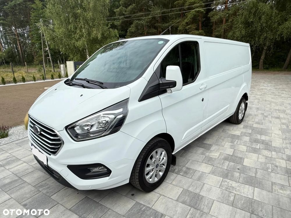 Ford TRANSIT CUSTOM - 1