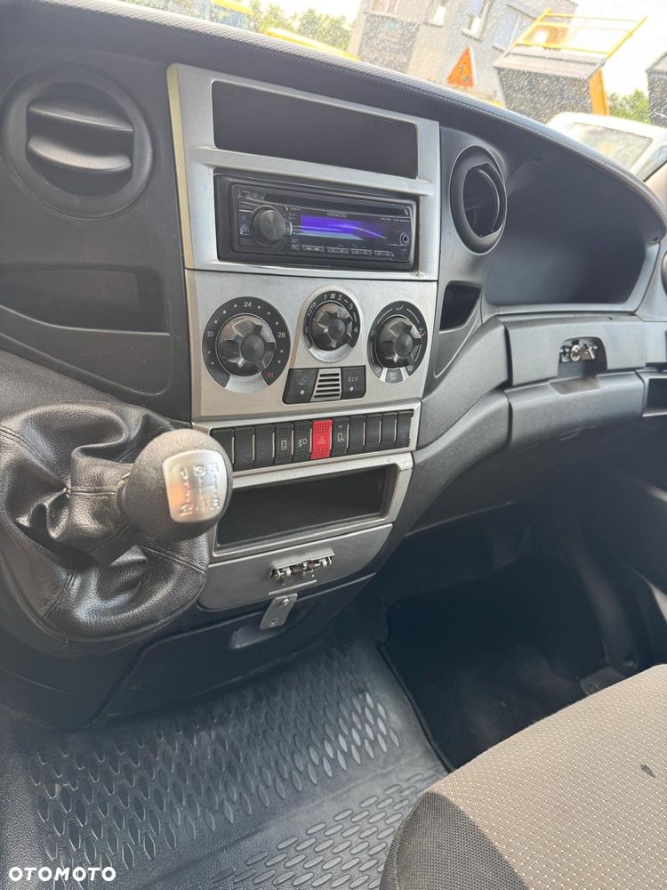 Iveco Daily 2010r. Brygadówka Bliźniak 7 Osobowy Klima 3.5t Na Haku - 14