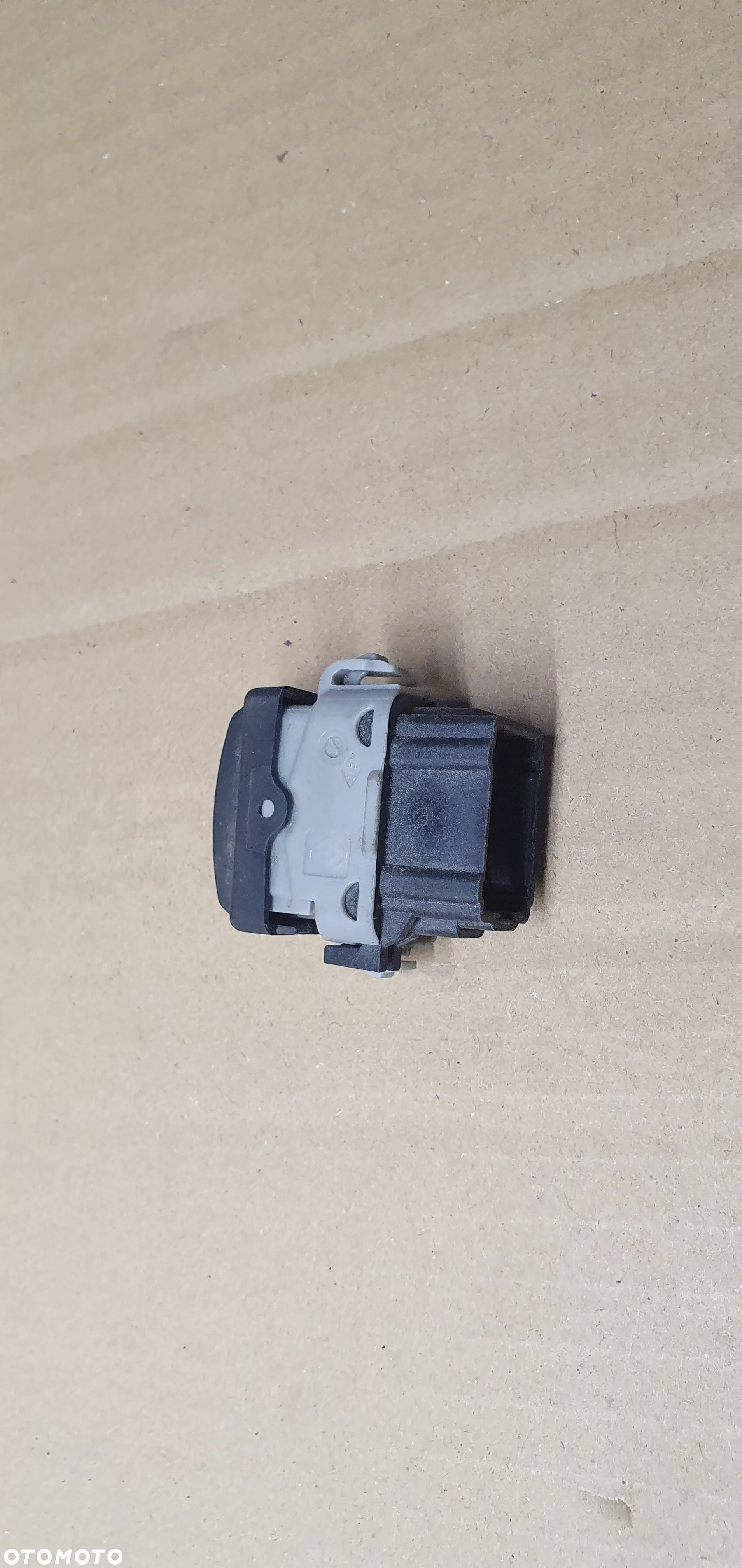 Przełącznik centralnego zamka blokady drzwi Renault Laguna II - 2