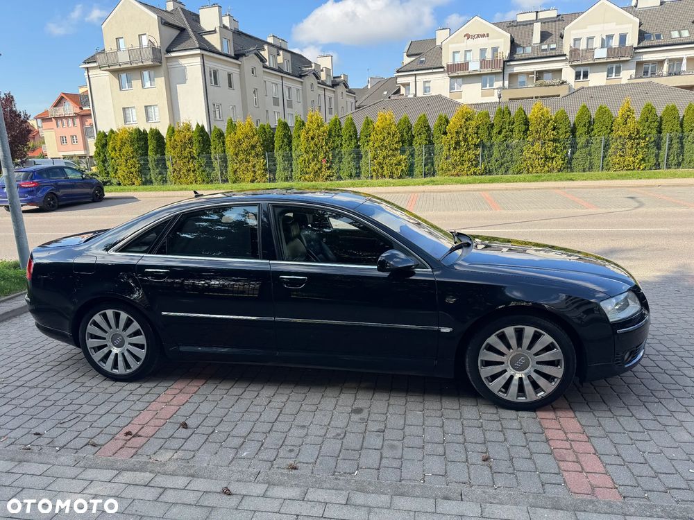 Audi A8 4.2 Quattro - 4
