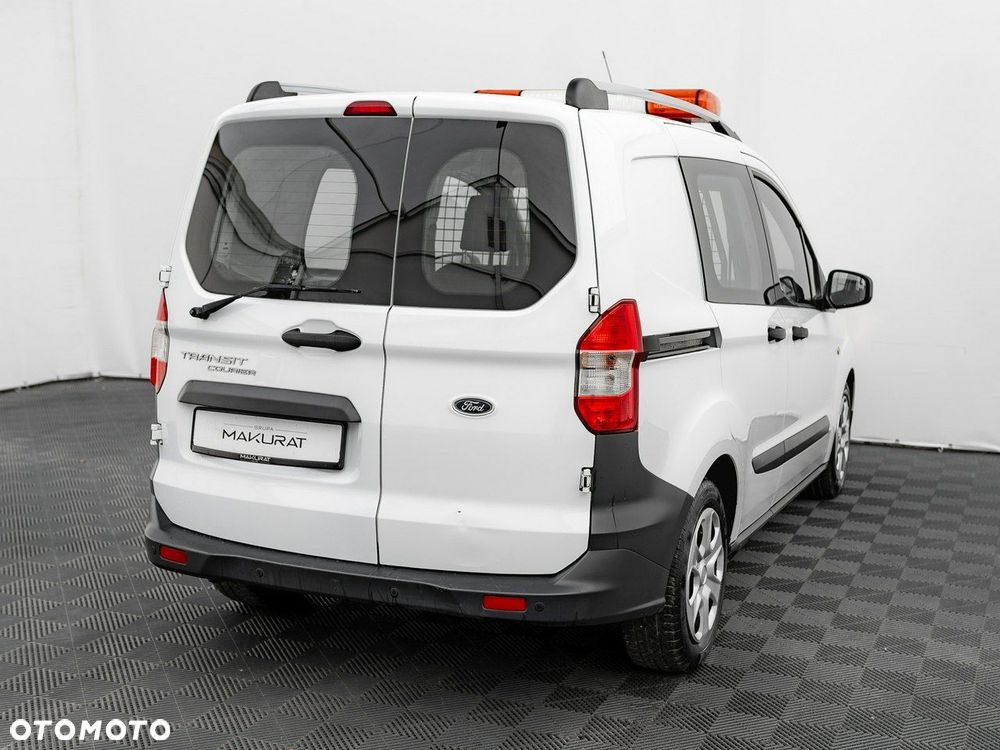 Ford Transit Courier - 6