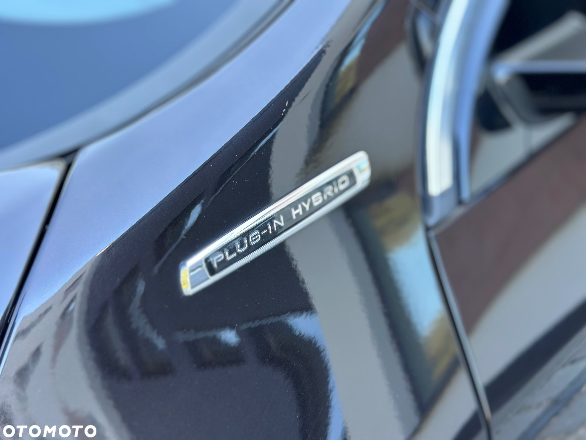 Volvo V60 D6 AWD Plug-in Hybrid Momentum - 15