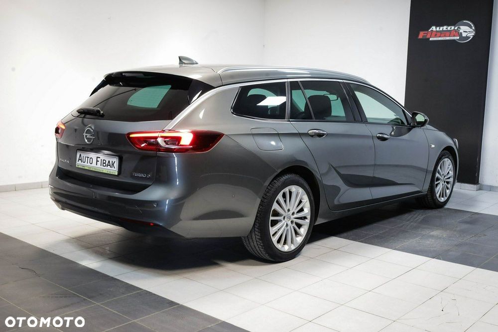 Opel Insignia - 8