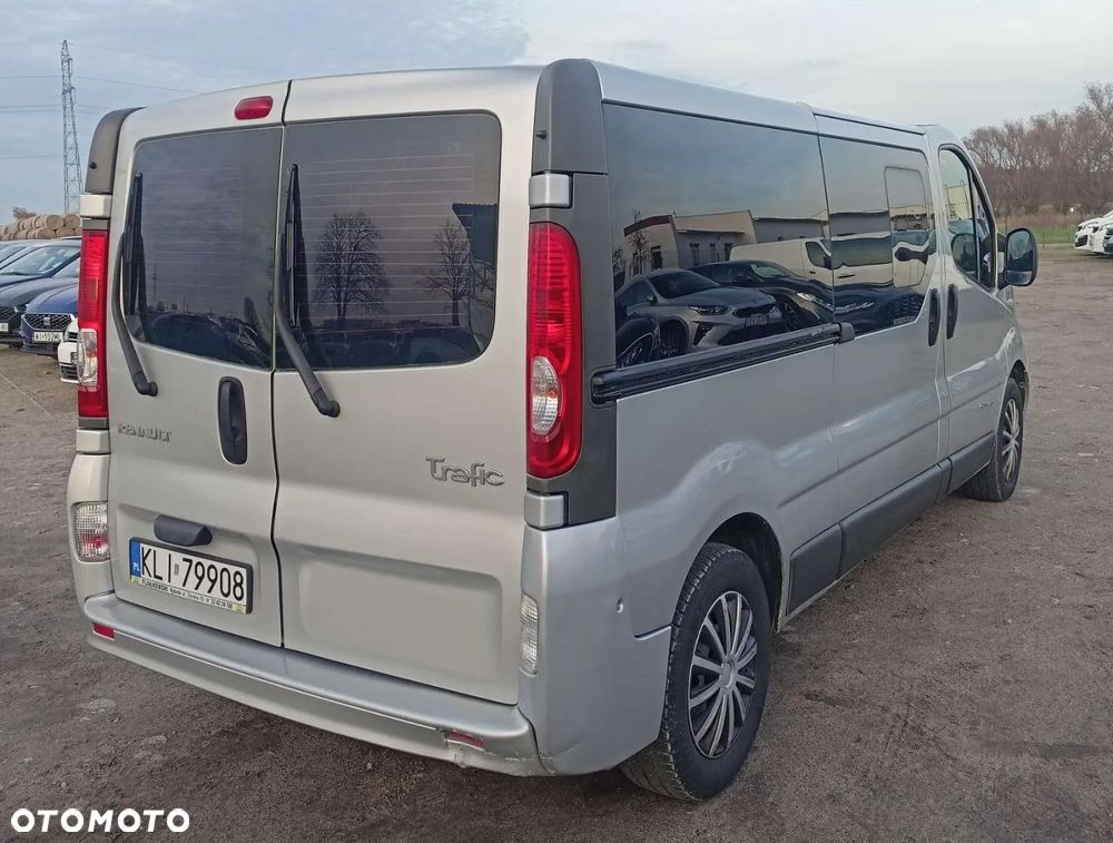 Renault Trafic 2.0 dCi 115 Passenger FAP L2H1 Expression - 2