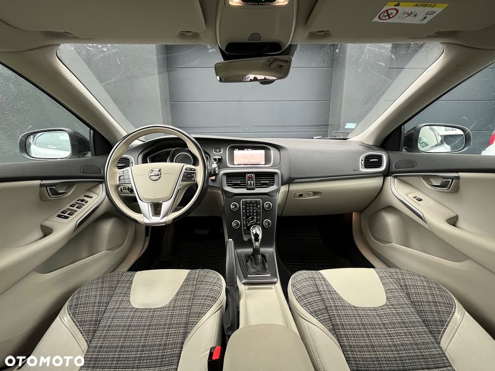 Volvo V40 Cross Country T3 Drive-E Kinetic - 15