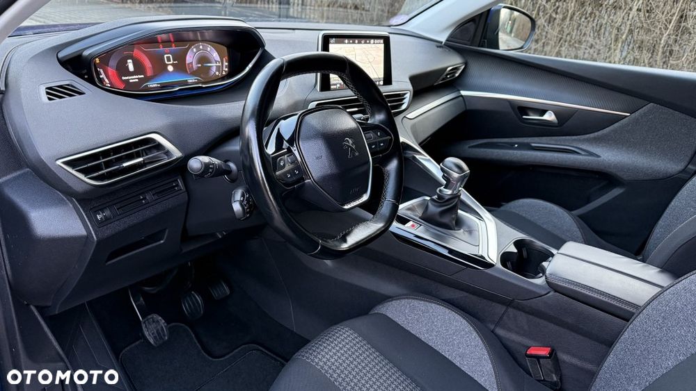 Peugeot 3008 PureTech 130 Stop & Start Allure - 17